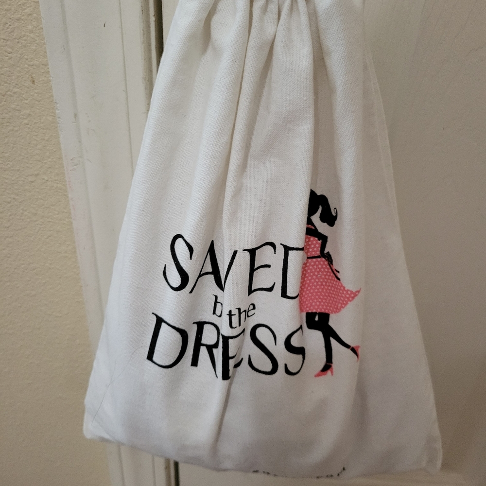 Dress - Picture 5 of 5
